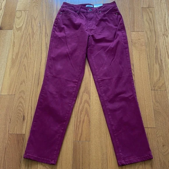 women's straight-leg sateen jeans by Croft & Barrow. - Picture 2 of 5
